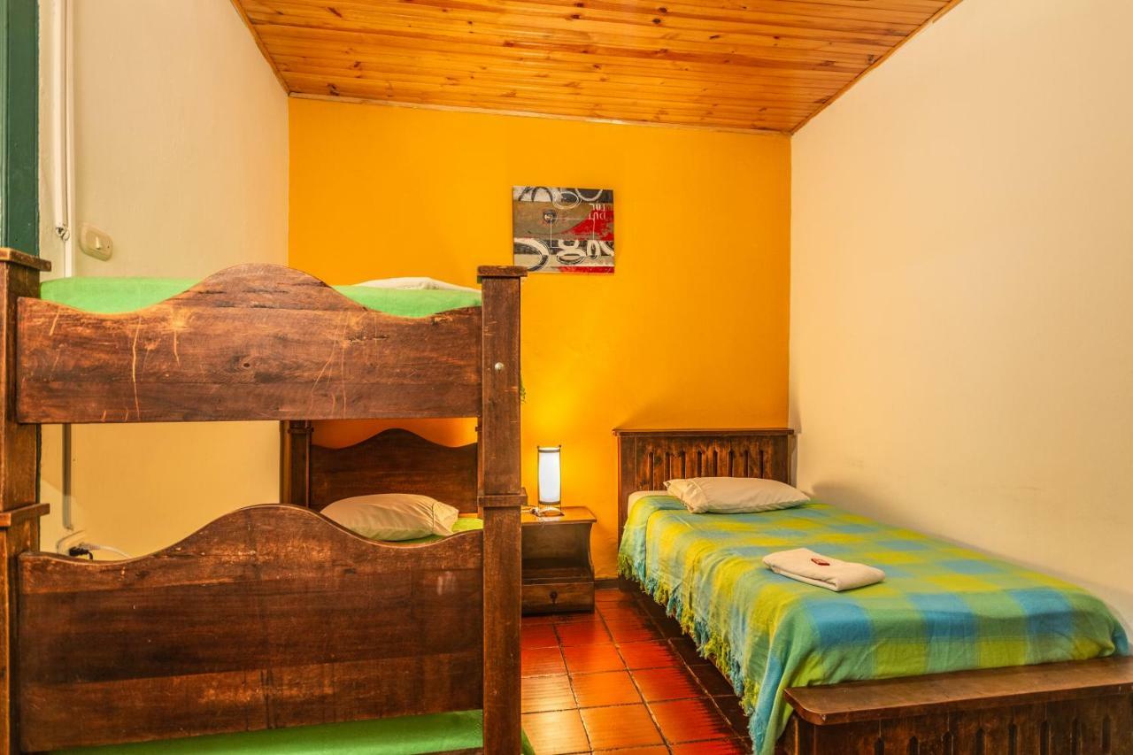 Hostal Sue Candelaria Bogotá Exterior foto